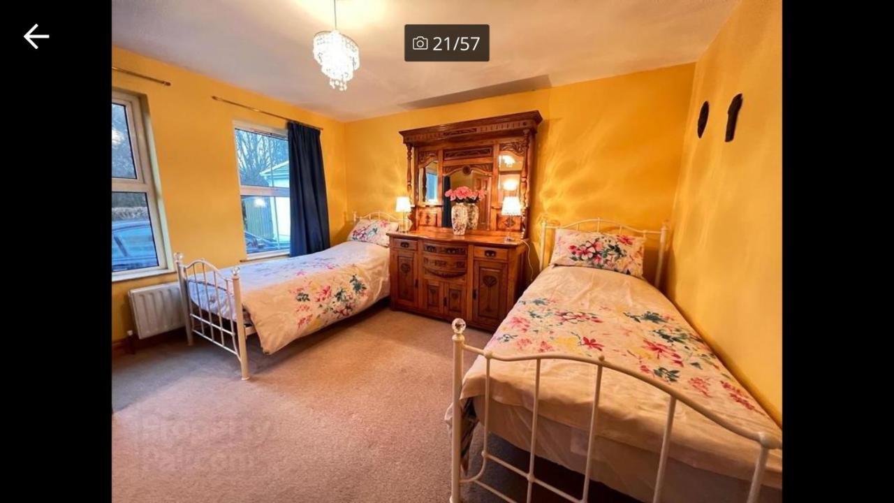 Bed and Breakfast Asdee House Бушмилс Экстерьер фото